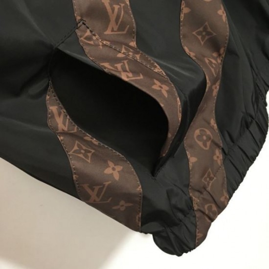 LOUIS VUITTON Trench coat 2024FW A strong sense of neatness LOUIS VUITTON Trench coat 2024FW A strong sense of neatness