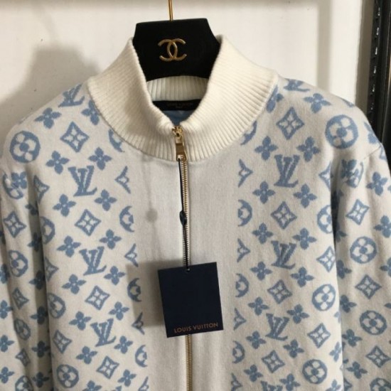 LOUIS VUITTON Knit Cardigan 2024FW A popular item every year LOUIS VUITTON Knit Cardigan 2024FW A popular item every year