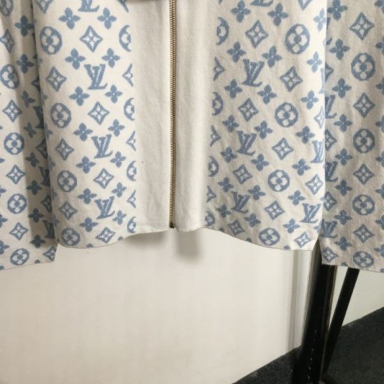 LOUIS VUITTON Knit Cardigan 2024FW A popular item every year LOUIS VUITTON Knit Cardigan 2024FW A popular item every year