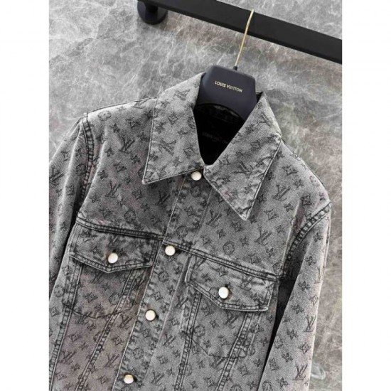 LOUIS VUITTON Louis Vuitton denim coat 2024FW Make me look mature LOUIS VUITTON Louis Vuitton denim coat 2024FW Make me look mature