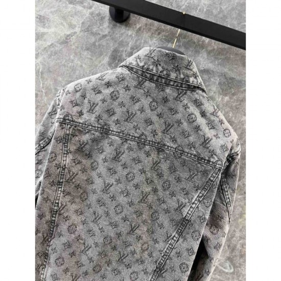 LOUIS VUITTON Louis Vuitton denim coat 2024FW Make me look mature LOUIS VUITTON Louis Vuitton denim coat 2024FW Make me look mature