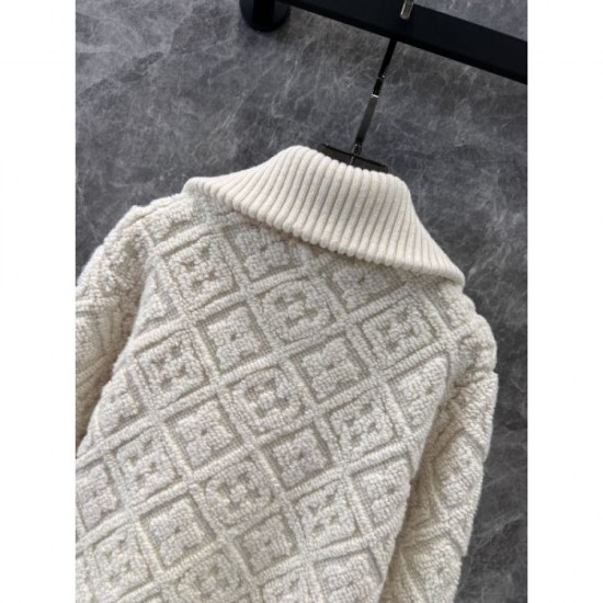 LOUIS VUITTON Louis Vuitton coat 2024FW shows its popularity LOUIS VUITTON Louis Vuitton coat 2024FW shows its popularity