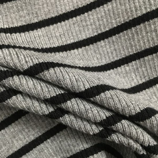 MIU MIU Pullover knit 2024FW Fall/Winter arrival I definitely want it MIU MIU Pullover knit 2024FW Fall/Winter arrival I definitely want it