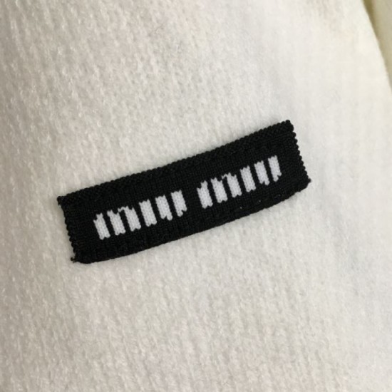 MIU MIU Miu Miu Knit Cardigan 2024FW A very satisfying new fall item MIU MIU Miu Miu Knit Cardigan 2024FW A very satisfying new fall item