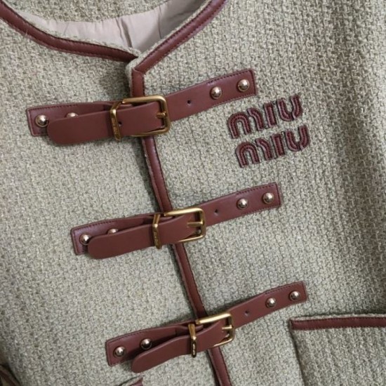 MIU MIU Miu Miu Coat 2024FW Hot Feature Not yet in stock in Japan MIU MIU Miu Miu Coat 2024FW Hot Feature Not yet in stock in Japan