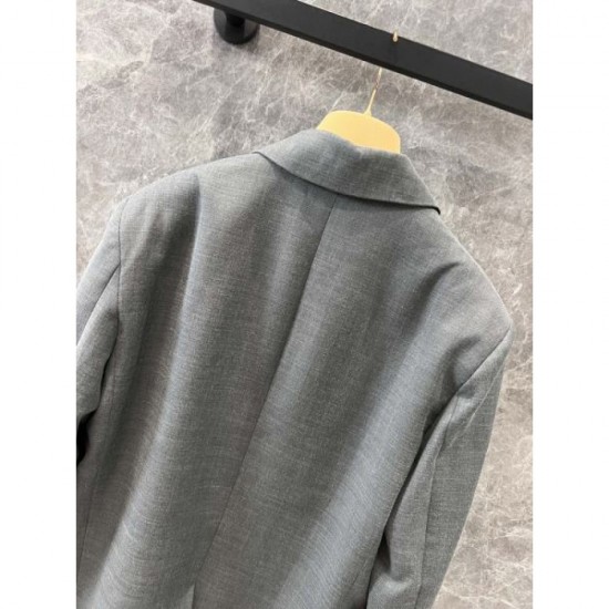 MIU MIU Miu Miu coat 2024FW A popular item every year MIU MIU Miu Miu coat 2024FW A popular item every year