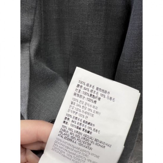MIU MIU Miu Miu coat 2024FW A popular item every year MIU MIU Miu Miu coat 2024FW A popular item every year