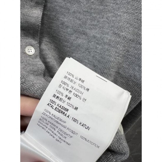 MIU MIU Knit Cardigan 2024FW Highly conspicuous new item MIU MIU Knit Cardigan 2024FW Highly conspicuous new item