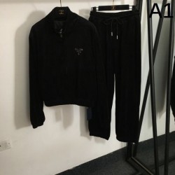 PRADA Prada Sports Suit 2024FW This season is also a popular brand