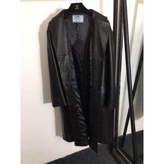 PRADA Prada coat 2024FW A statement item PRADA Prada coat 2024FW A statement item