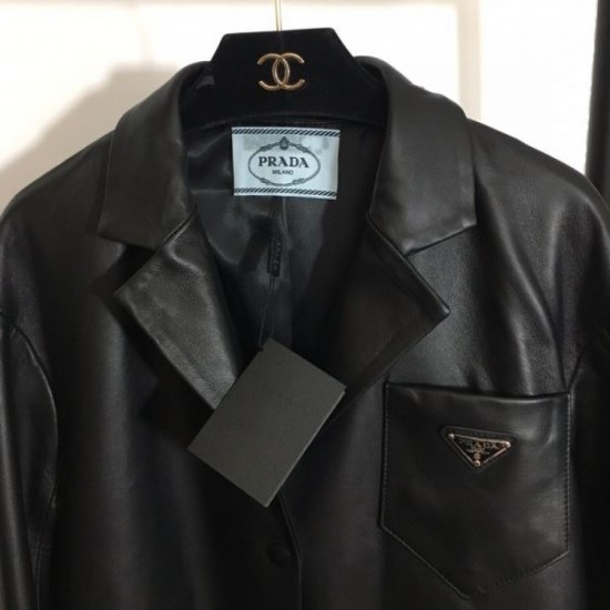 PRADA Prada coat 2024FW A statement item PRADA Prada coat 2024FW A statement item