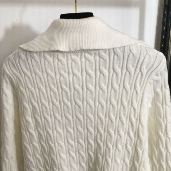 PRADA Prada long sleeve knit 2024FW New winter items that will make you fall in love with it one after another PRADA Prada long sleeve knit 2024FW New winter items that will make you fall in love with it one after another