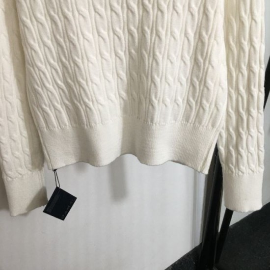 PRADA Prada long sleeve knit 2024FW New winter items that will make you fall in love with it one after another PRADA Prada long sleeve knit 2024FW New winter items that will make you fall in love with it one after another