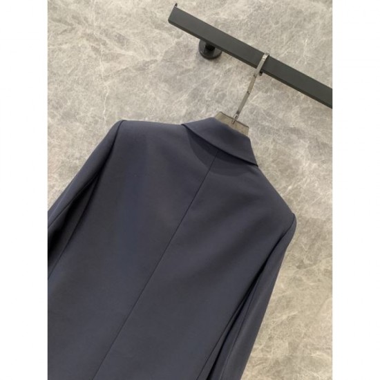 VALENTINO Coat 2024FW Active in every season VALENTINO Coat 2024FW Active in every season
