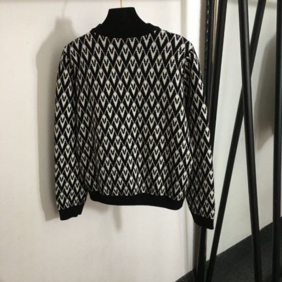 VALENTINO Knit Cardigan 2024FW Very popular with great versatility VALENTINO Knit Cardigan 2024FW Very popular with great versatility
