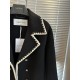 VALENTINO Coat 2024FW Ignite its popularity VALENTINO Coat 2024FW Ignite its popularity