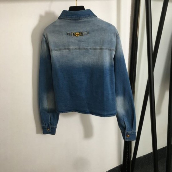 VERSACE Versace Denim Shirt 2024FW Half Price SALE Hard to Get VERSACE Versace Denim Shirt 2024FW Half Price SALE Hard to Get