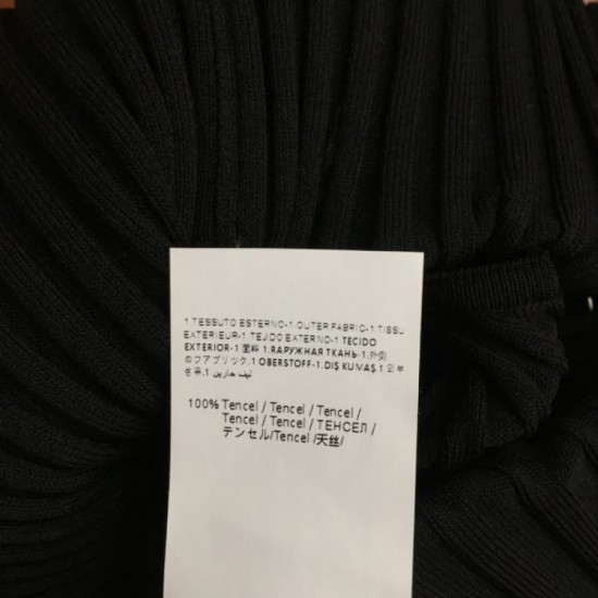 VERSACE Knit Cardigan 2024FW Latest Fall/Winter Trends VERSACE Knit Cardigan 2024FW Latest Fall/Winter Trends