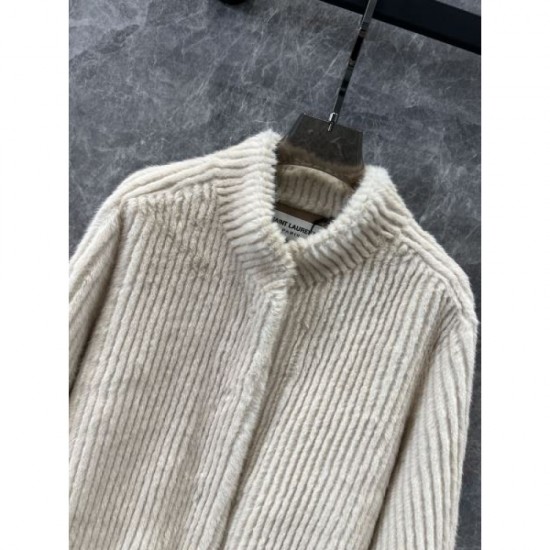 YSL Yves Saint Laurent Coat 2024FW New limited edition is gaining popularity YSL Yves Saint Laurent Coat 2024FW New limited edition is gaining popularity