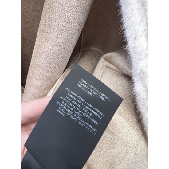 YSL Yves Saint Laurent Coat 2024FW New limited edition is gaining popularity YSL Yves Saint Laurent Coat 2024FW New limited edition is gaining popularity