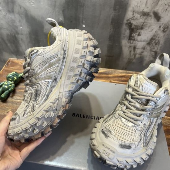 BALENCIAGA Balenciaga's explosively popular 2024SS men's sneakers BALENCIAGA Balenciaga's explosively popular 2024SS men's sneakers