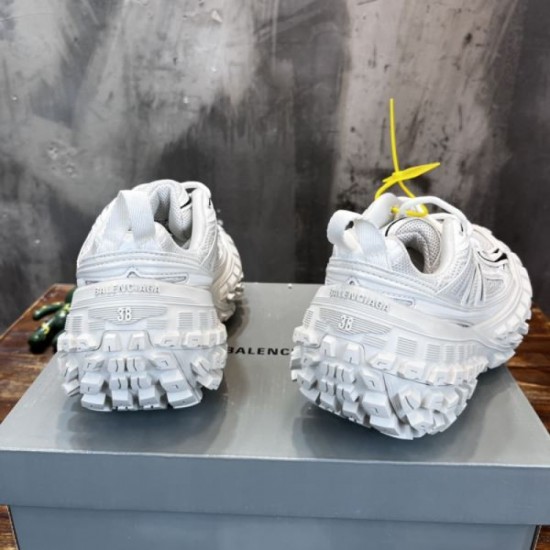 BALENCIAGA Balenciaga popular items back in stock! 2024SS men's sneakers BALENCIAGA Balenciaga popular items back in stock! 2024SS men's sneakers