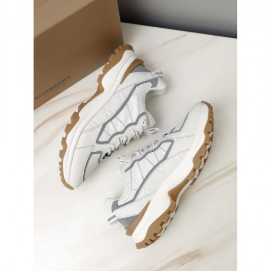 2024FW Men's Sneakers BURBERRY No. 1 in total cumulative sales 2024FW Men's Sneakers BURBERRY No. 1 in total cumulative sales