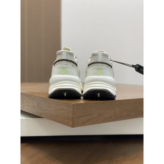 LOUIS VUITTON Outstanding Breathability 2024SS Men's Sneakers LOUIS VUITTON Outstanding Breathability 2024SS Men's Sneakers