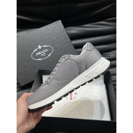 PRADA Simple 2024SS sneakers for men that look up to style PRADA Simple 2024SS sneakers for men that look up to style