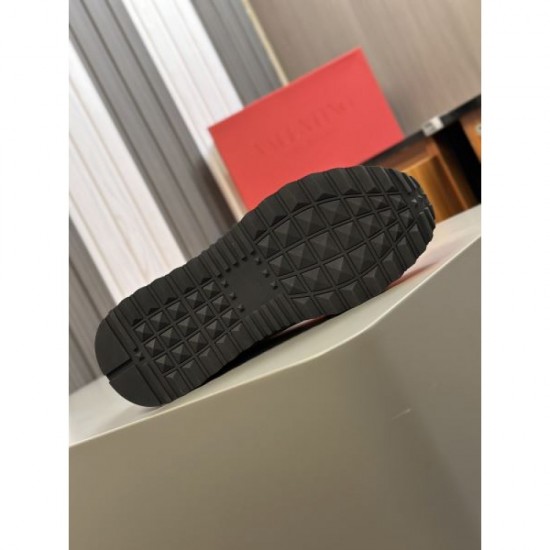 VALENTINO Not in Japan 2024SS Men's Sneakers VALENTINO Not in Japan 2024SS Men's Sneakers