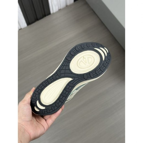 VALENTINO New arrival soon 2024SS sneakers for men VALENTINO New arrival soon 2024SS sneakers for men