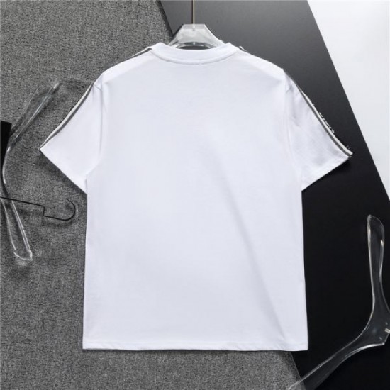 2024SS This summer's favorite style DIOR Dior short sleeve T-shirt 2024SS This summer's favorite style DIOR Dior short sleeve T-shirt