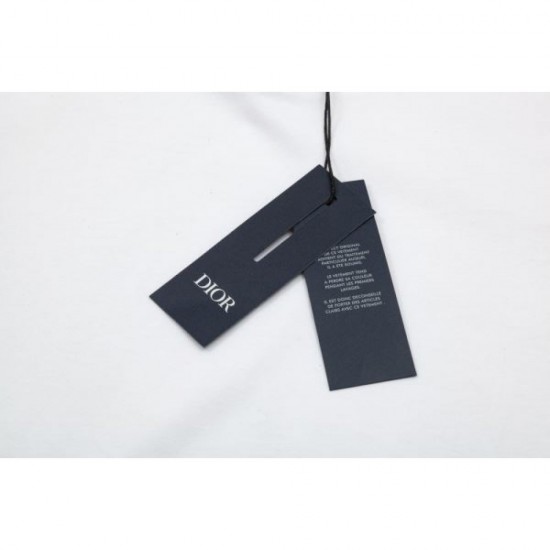 2024SS Spring/Summer new arrivals are coming one after another! DIOR Men's short sleeve T-shirt 2024SS Spring/Summer new arrivals are coming one after another! DIOR Men's short sleeve T-shirt