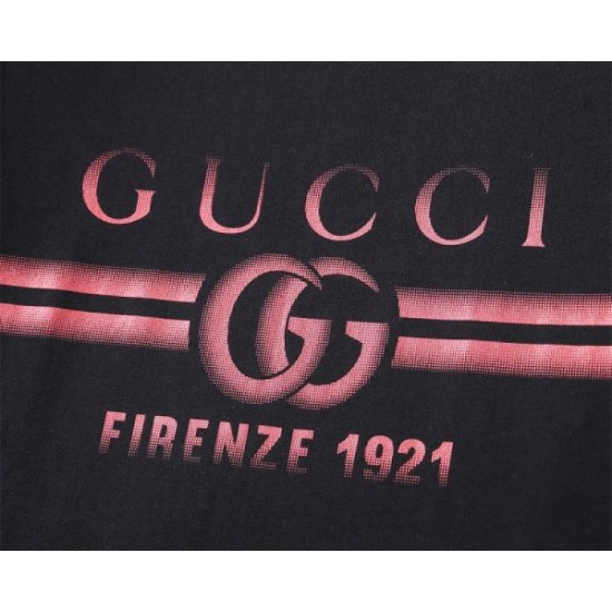 2024SS Gucci short sleeve T-shirt that will be very useful in the coming season 2024SS Gucci short sleeve T-shirt that will be very useful in the coming season