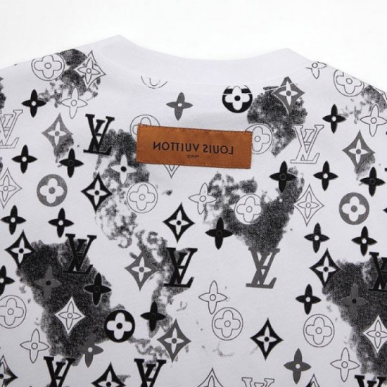 2024SS continues to be a hot seller LOUIS VUITTON Short sleeve T-shirt 2024SS continues to be a hot seller LOUIS VUITTON Short sleeve T-shirt
