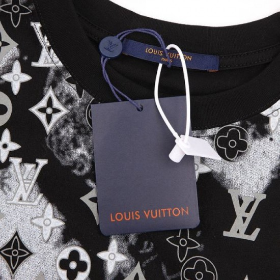 2024SS continues to be a hot seller LOUIS VUITTON Short sleeve T-shirt 2024SS continues to be a hot seller LOUIS VUITTON Short sleeve T-shirt