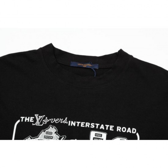 2024SS A must-see for fashionistas LOUIS VUITTON Men's short sleeve T-shirt 2024SS A must-see for fashionistas LOUIS VUITTON Men's short sleeve T-shirt