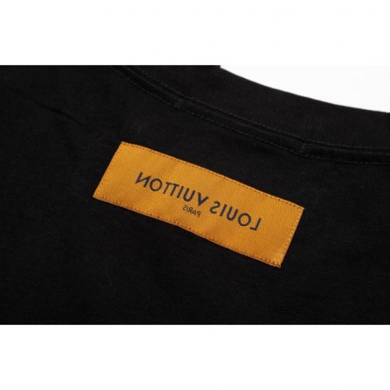 2024SS A must-see for fashionistas LOUIS VUITTON Men's short sleeve T-shirt 2024SS A must-see for fashionistas LOUIS VUITTON Men's short sleeve T-shirt