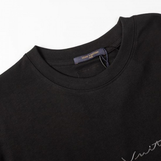 2024SS Celebrity Favorite Elegant LOUIS VUITTON Men's Short Sleeve T-Shirt 2024SS Celebrity Favorite Elegant LOUIS VUITTON Men's Short Sleeve T-Shirt