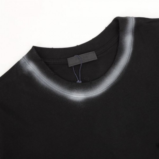 2024SS Very easy to incorporate PRADA Men's short sleeve T-shirt 2024SS Very easy to incorporate PRADA Men's short sleeve T-shirt