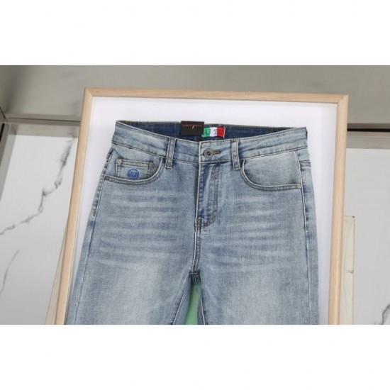 2024SS continues to be a popular item ARMANI Jeans 2024SS continues to be a popular item ARMANI Jeans