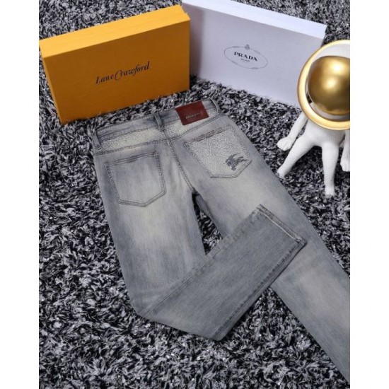 2024SS BURBERRY jeans that will draw attention to your feet 2024SS BURBERRY jeans that will draw attention to your feet