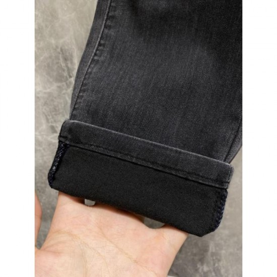 2024SS New DIOR jeans that are soft and comfortable to wear 2024SS New DIOR jeans that are soft and comfortable to wear