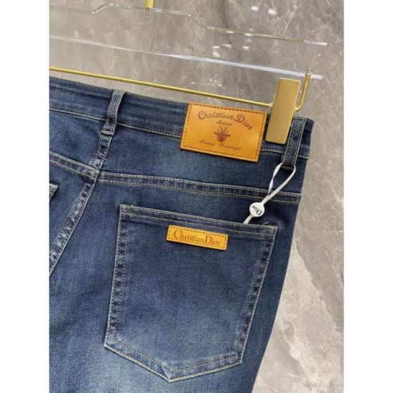 2024SS A relaxed style is completed DIOR Jeans 2024SS A relaxed style is completed DIOR Jeans