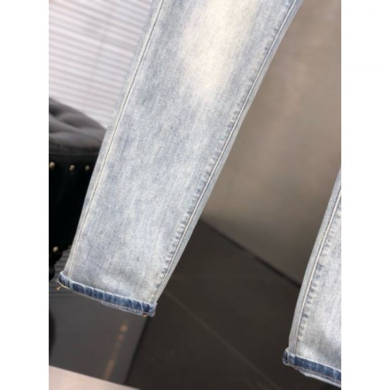 2024SS DIOR jeans that are useful during the change of seasons 2024SS DIOR jeans that are useful during the change of seasons
