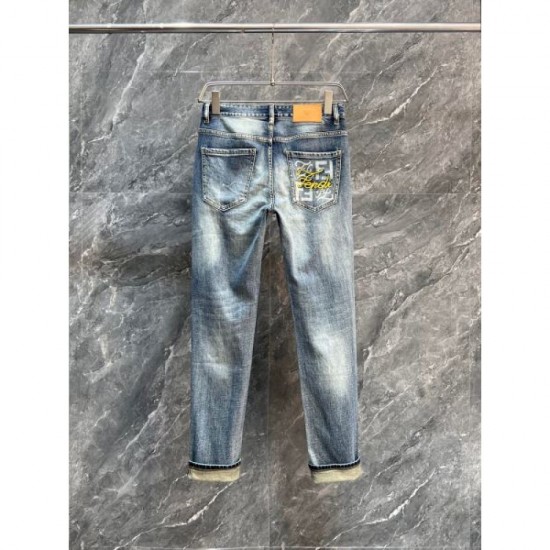 2024SS Dress with a beautiful impression FENDI jeans 2024SS Dress with a beautiful impression FENDI jeans