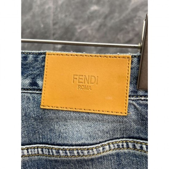 2024SS Dress with a beautiful impression FENDI jeans 2024SS Dress with a beautiful impression FENDI jeans