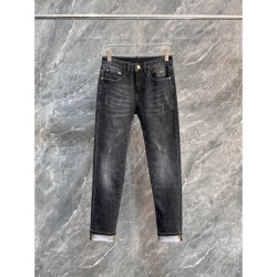 2024SS trend coordination FENDI jeans