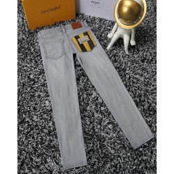 2024SS This season's hottest trend FENDI jeans