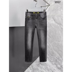 2024SS FENDI jeans that are now very popular among celebrities